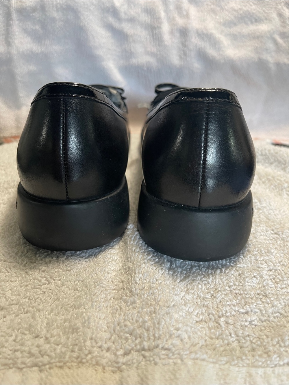Dansko- Women’s Black leather upper Slip-On Loafer Flats with Bow Detail sz41 - Picture 5 of 6